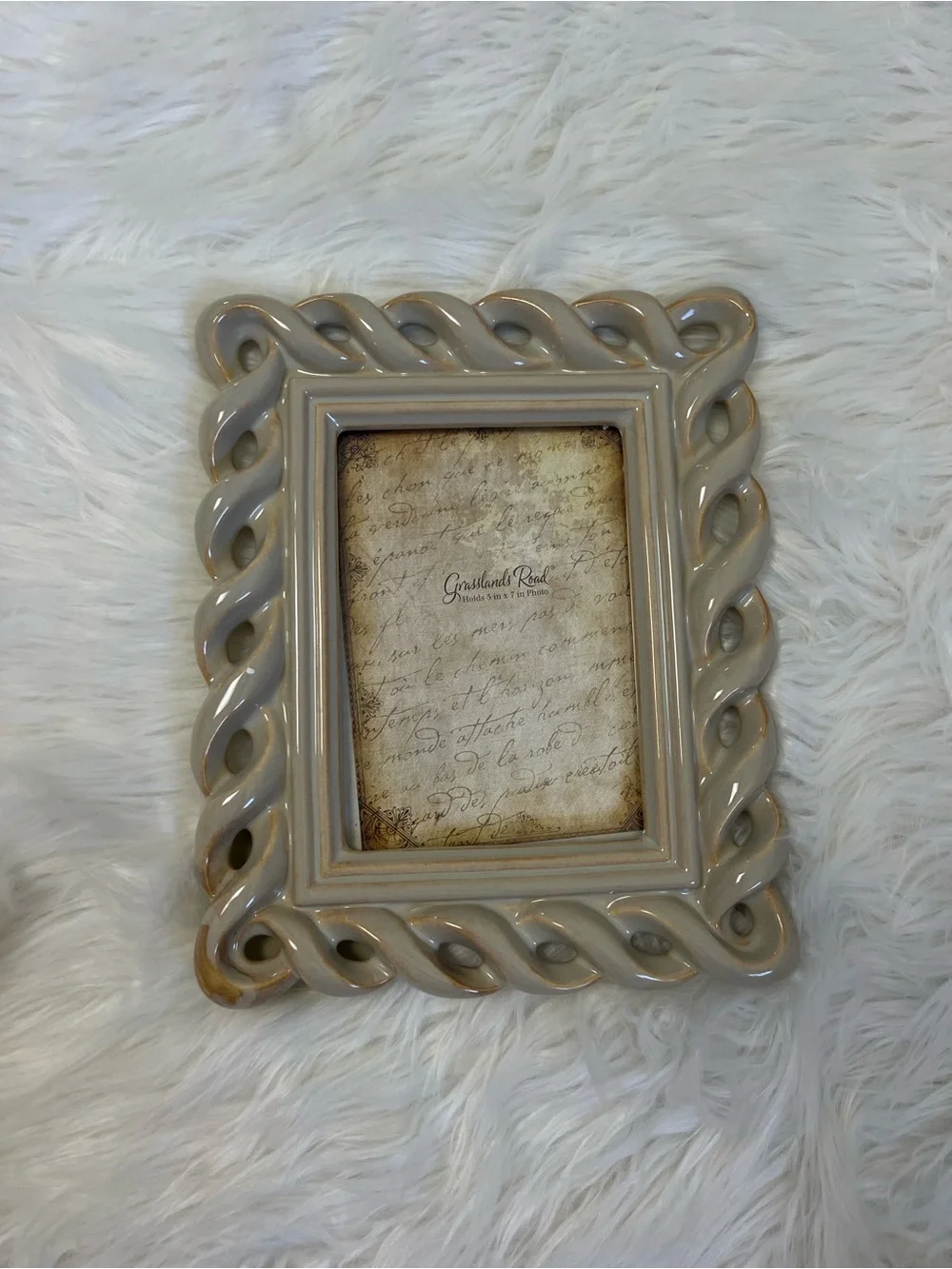 Vintage Grasslands Road Twisted Rope Ceramic Picture Frame 11x9 Neutral Beige